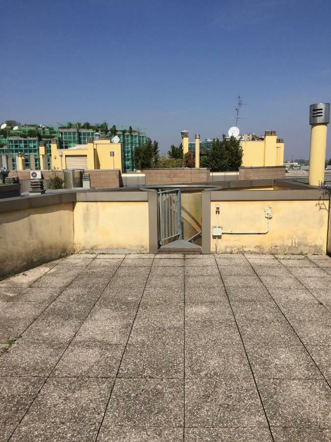 Vila Cozy Penthouse San Donato Milanese Exteriér fotografie