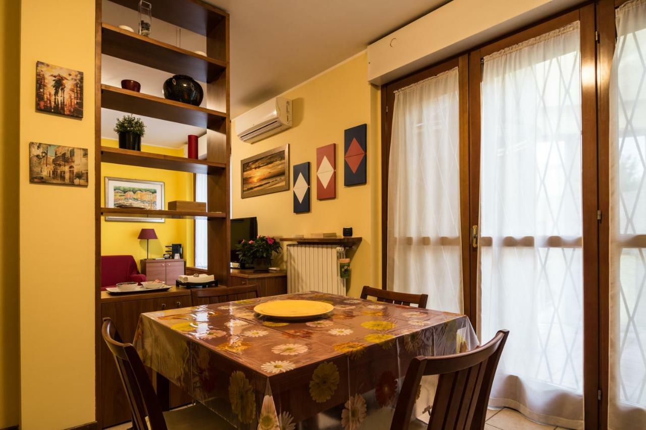 Vila Cozy Penthouse San Donato Milanese Exteriér fotografie
