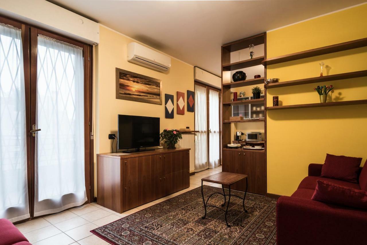 Vila Cozy Penthouse San Donato Milanese Exteriér fotografie